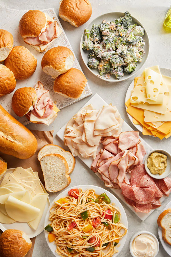 Classic Deli Meats & Cheeses with Salad - Pick Up 'N Go Bag
